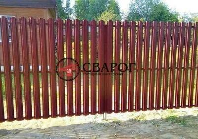 Распашные ворота из евро штакетника 4