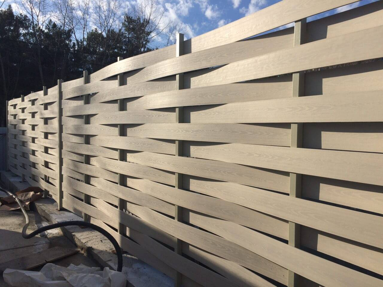 Деревянный забор Плетенка горизонтальная